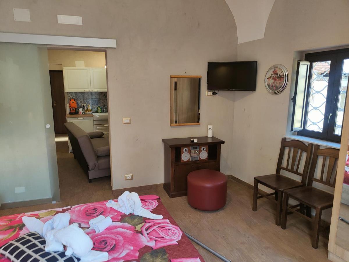 Апартаменты Pantaleone Holiday House Катания Экстерьер фото